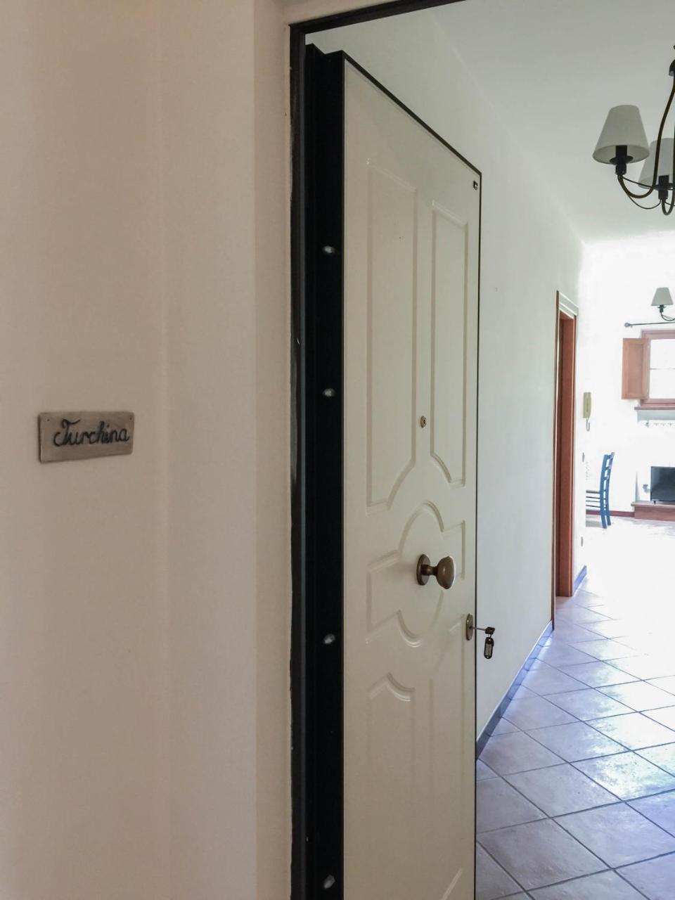 CASALE LA FATA -tipico toscano immerso nelle colline tra Lucca e Versilia, 6 appartamenti indipendenti Camaiore Esterno foto